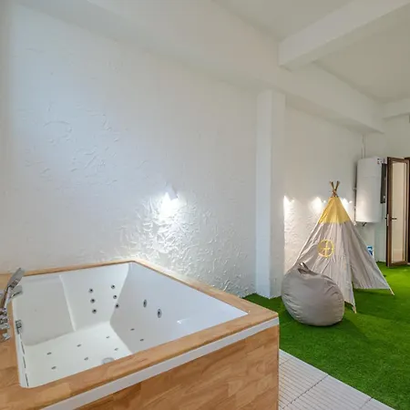 Flats Poeta Serrano *